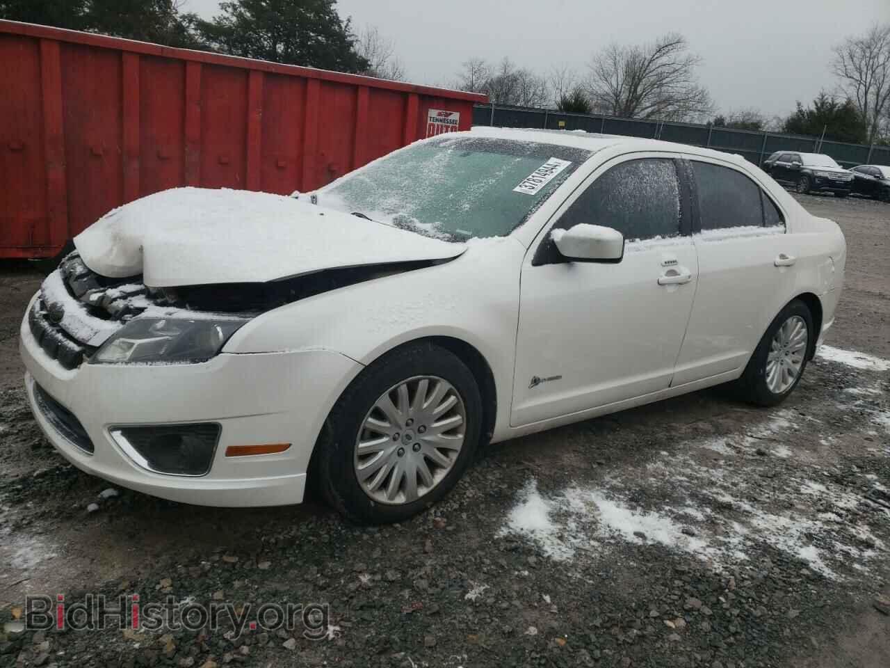 Photo 3FADP0L38AR352057 - FORD FUSION 2010