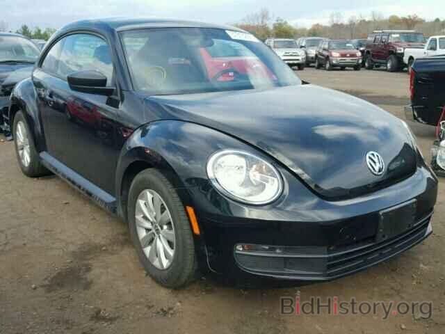 Photo 3VWFP7AT5EM601803 - VOLKSWAGEN BEETLE 2014