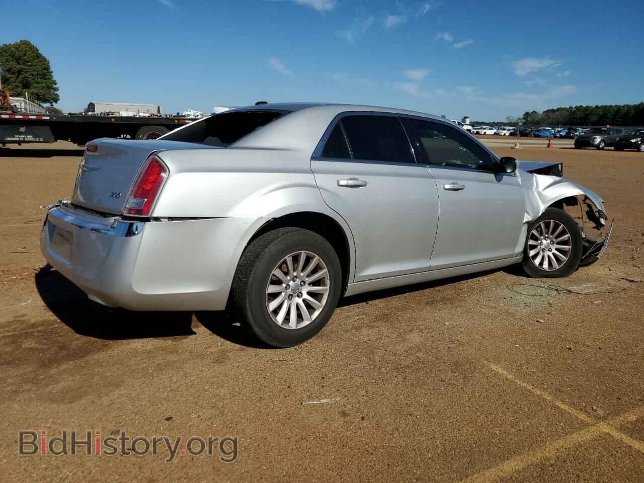 2012 CHRYSLER 300 - VIN: 2C3CCAAG2CH126970 - Фото 3