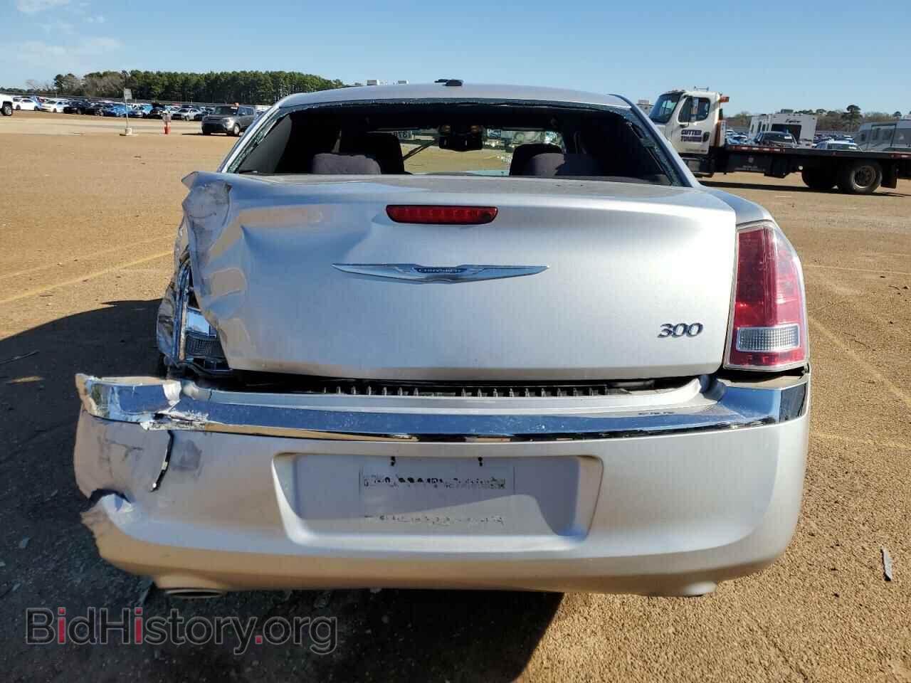 2012 CHRYSLER 300 - VIN: 2C3CCAAG2CH126970 - Фото 6