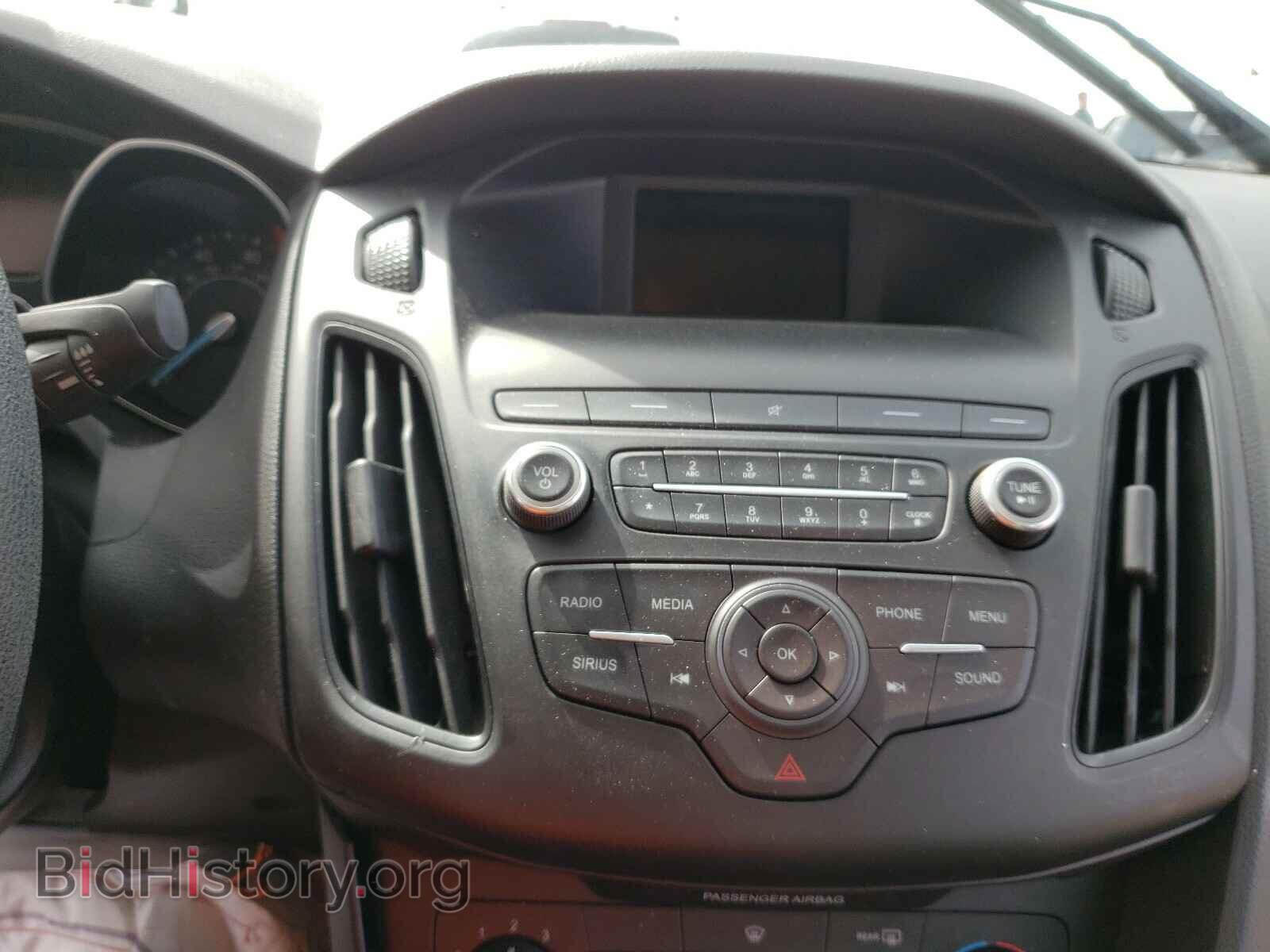 2018 FORD FOCUS - VIN: 1FADP3F21JL203590 - Фото 9