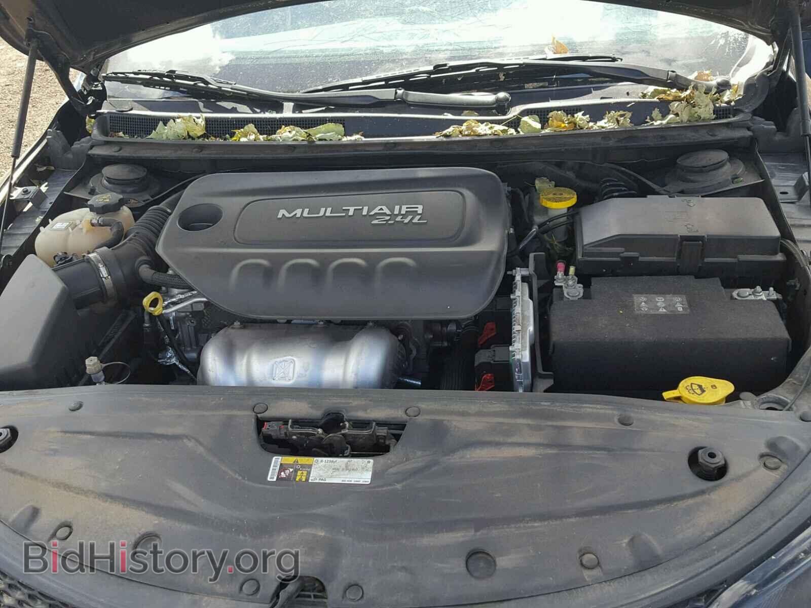 2016 CHRYSLER 200 - VIN: 1C3CCCBB1GN129547 - Фото 7