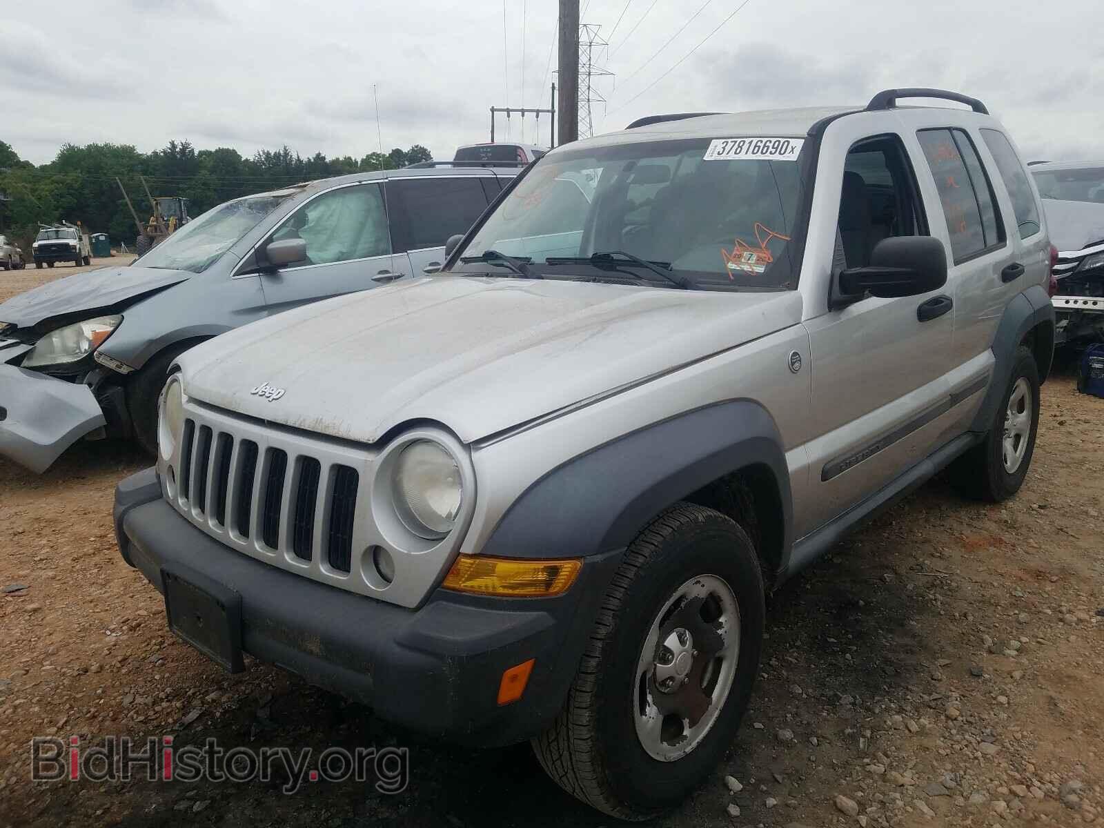 2007 JEEP LIBERTY - VIN: 1J4GL48K07W708270 - Фото 2