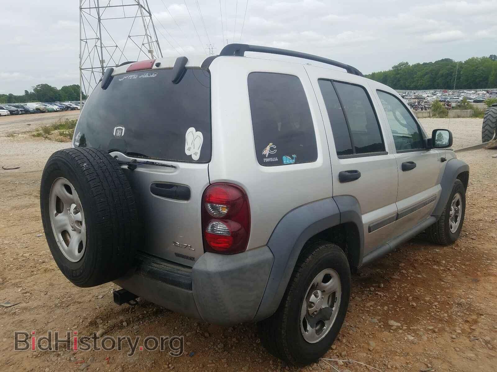 2007 JEEP LIBERTY - VIN: 1J4GL48K07W708270 - Фото 4