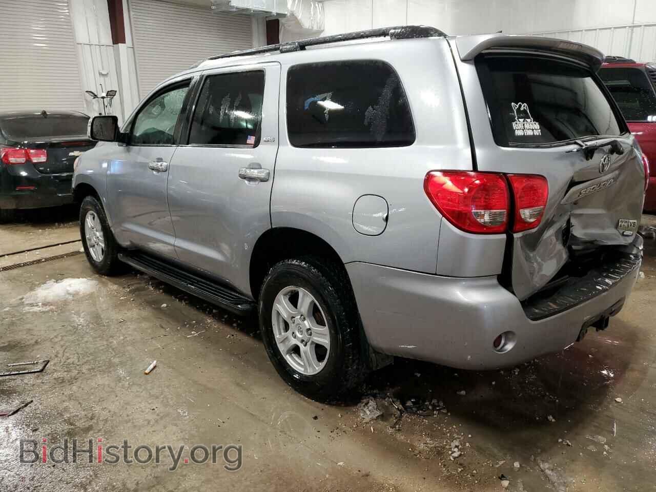 2011 TOYOTA SEQUOIA - VIN: 5TDBW5G12BS044360 - Фото 2