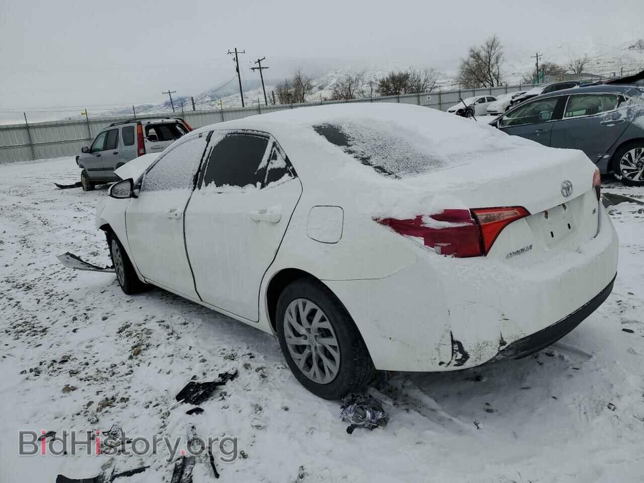 2017 TOYOTA COROLLA - VIN: 2T1BURHE3HC943423 - Фото 2