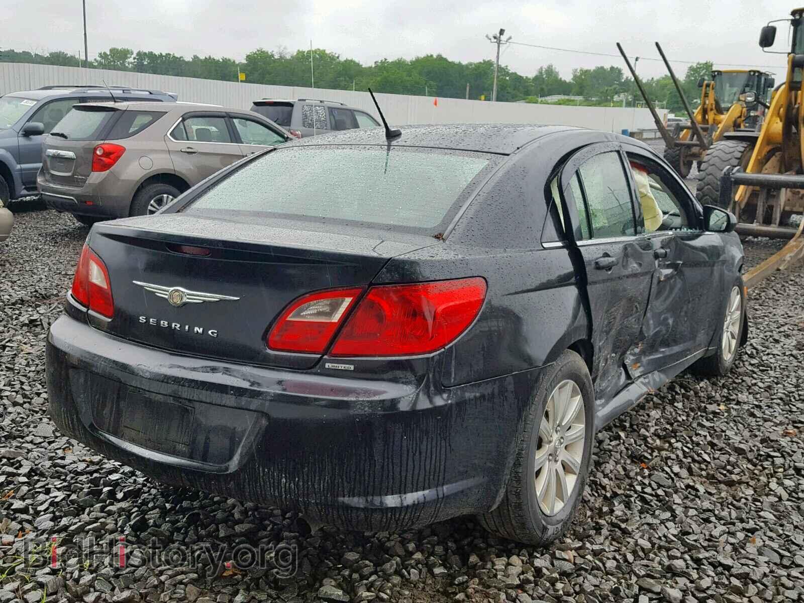 2010 CHRYSLER SEBRING - VIN: 1C3CC5FB7AN229634 - Фото 4