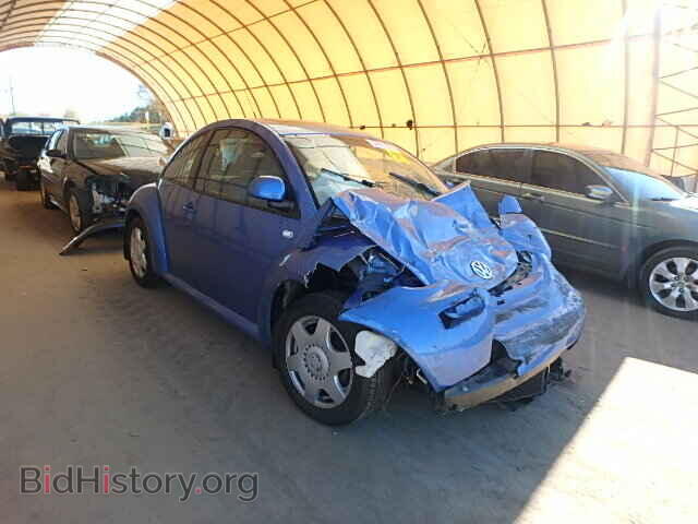 Photo 3VWCD21C2YM492252 - VOLKSWAGEN BEETLE 2000