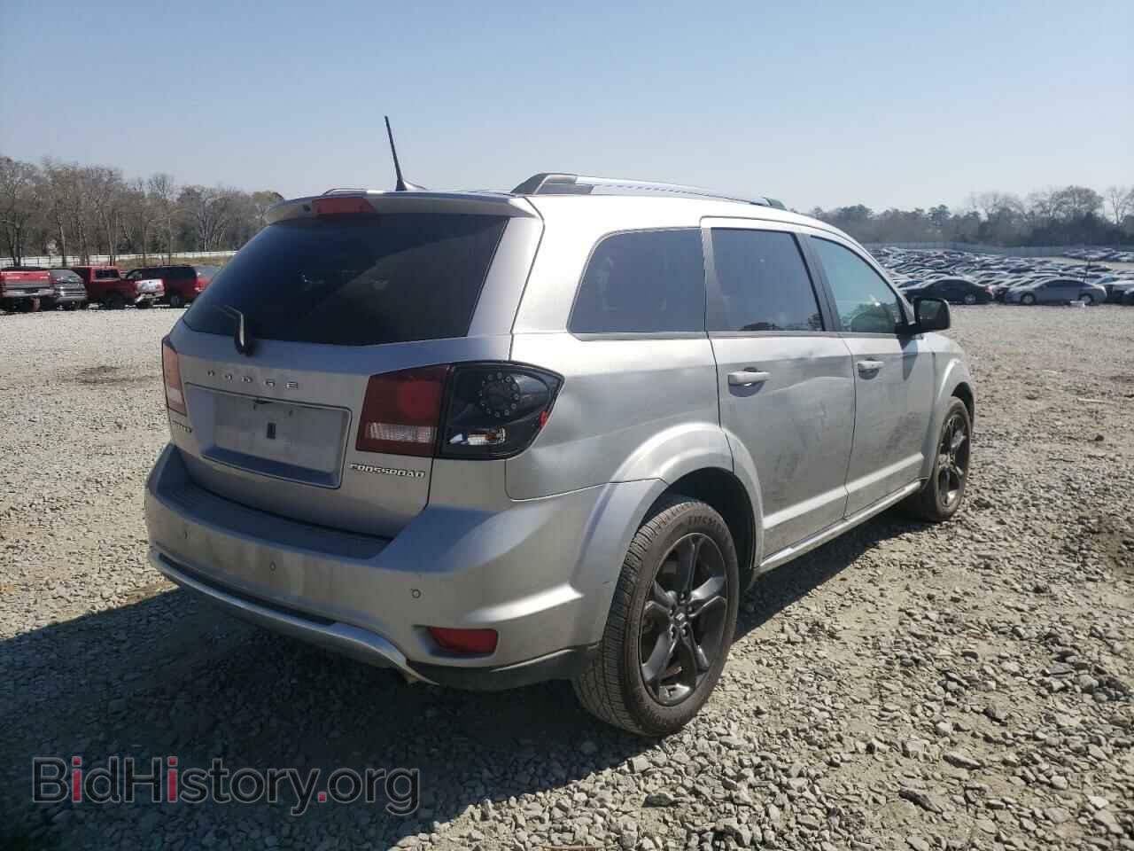 2020 DODGE JOURNEY - VIN: 3C4PDCGB6LT267596 - Фото 4