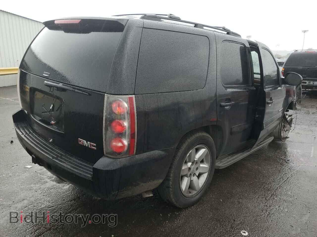 2007 GMC YUKON - VIN: 1GKFC13C27J323200 - Photo 3