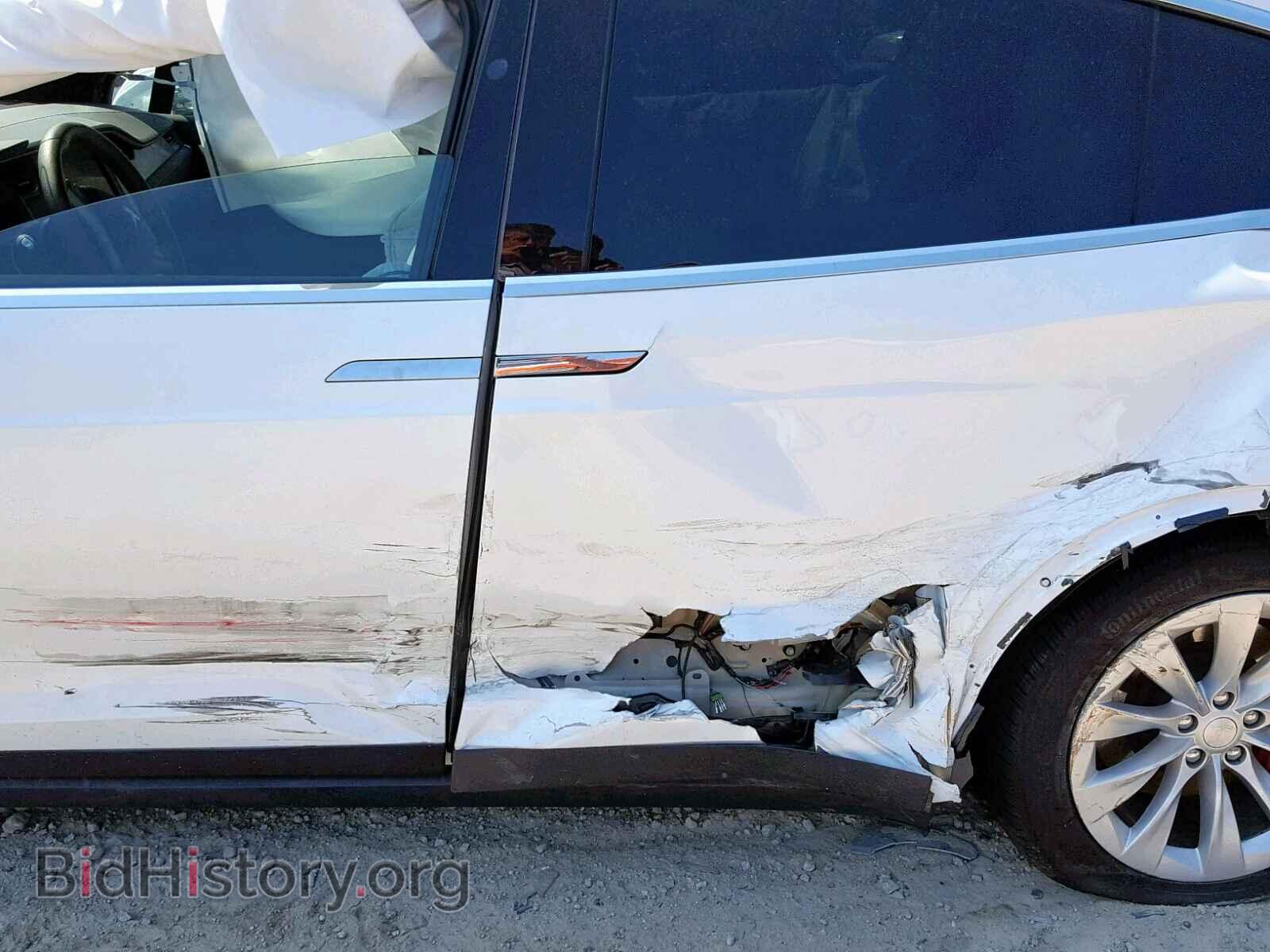 2018 TESLA MODEL X - VIN: 5YJXCBE46JF112009 - Фото 9