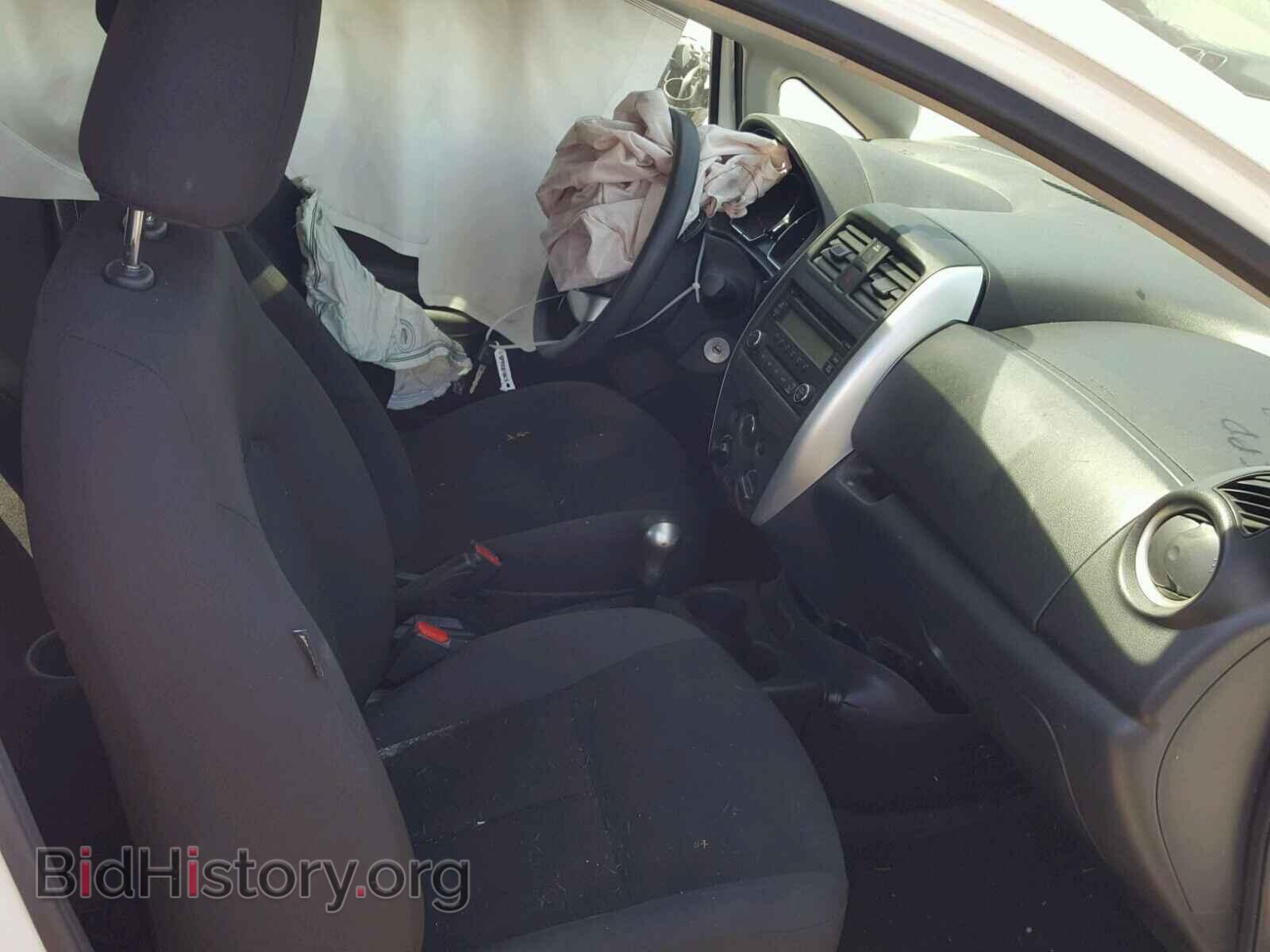 2017 NISSAN VERSA - VIN: 3N1CE2CPXHL355505 - Фото 5