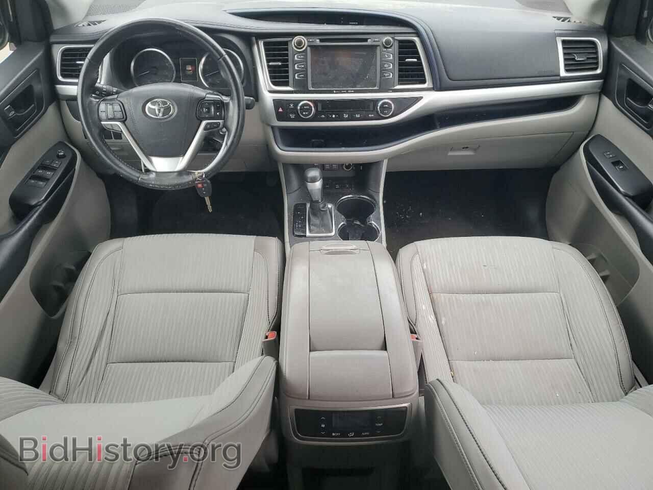 2018 TOYOTA HIGHLANDER - VIN: 5TDBZRFH8JS874028 - Фото 8