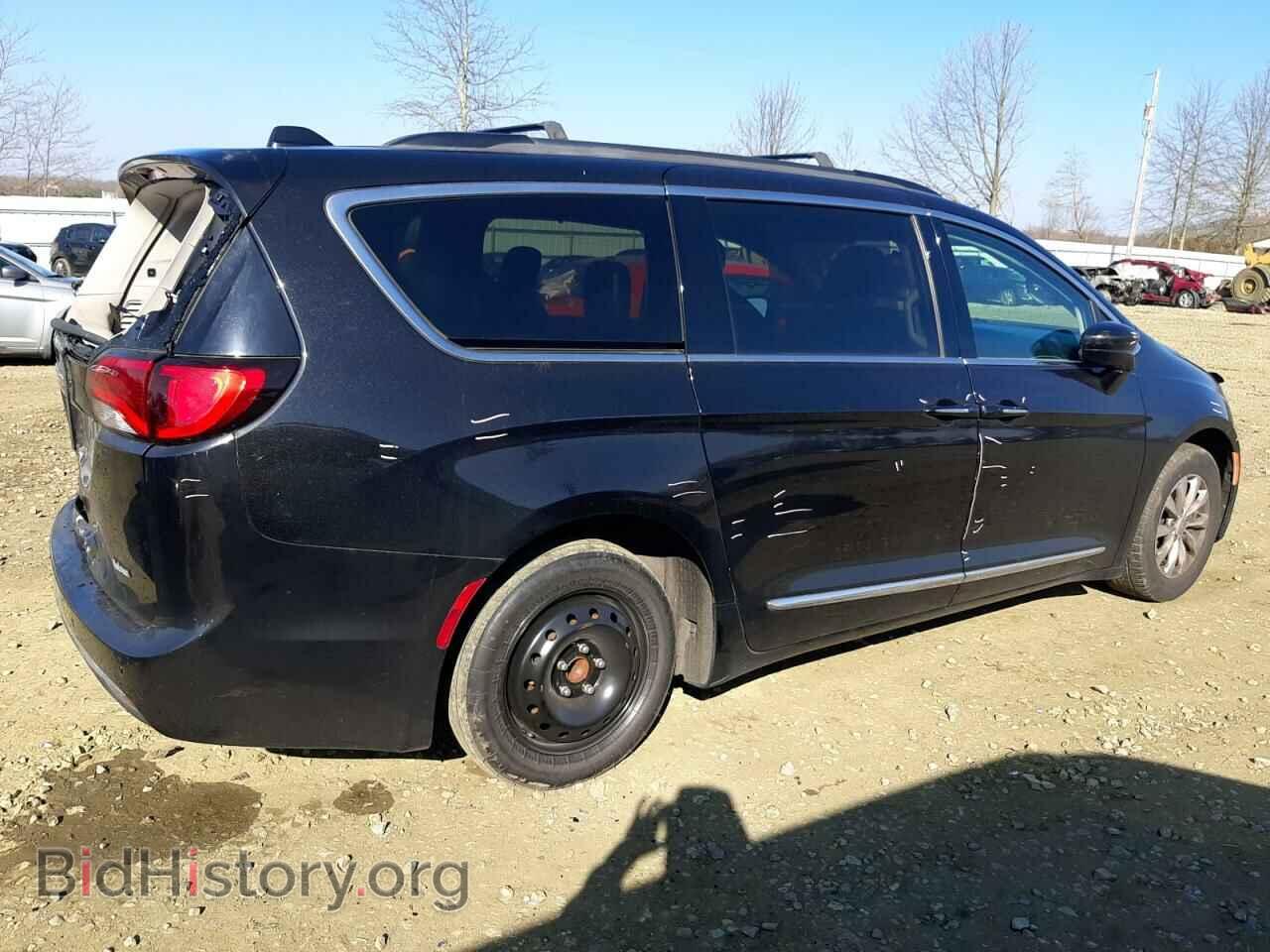 2017 CHRYSLER PACIFICA - VIN: 2C4RC1BG3HR569361 - Photo 3