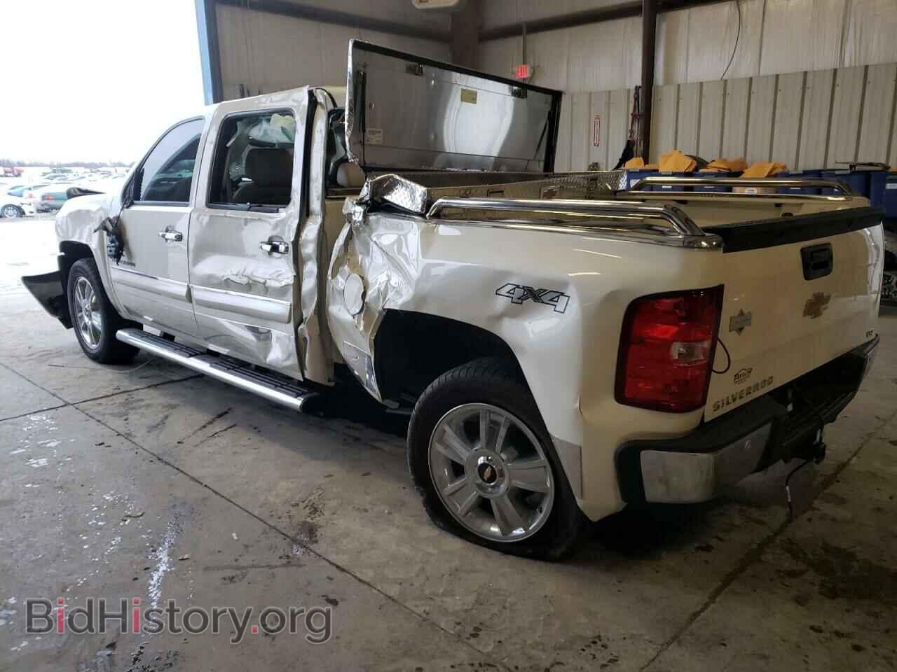 2013 CHEVROLET SILVERADO - VIN: 3GCPKTE73DG210304 - Фото 2