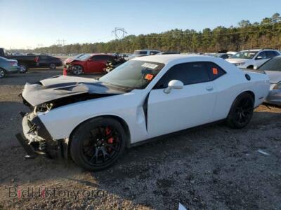 2016 Dodge CHALLENGER, белый — VIN 2C3CDZC9XGH244944, Copart