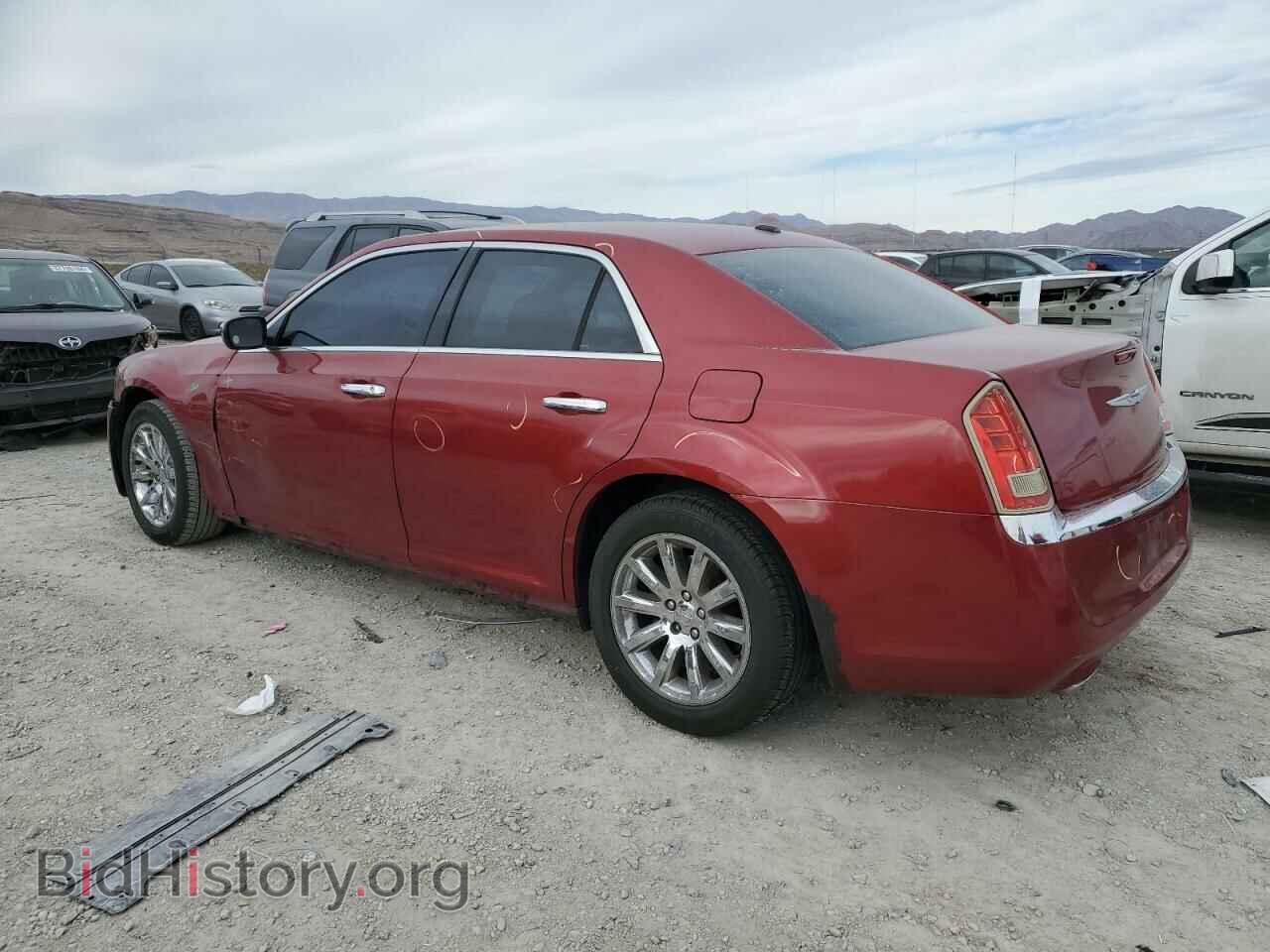 2012 CHRYSLER 300 - VIN: 2C3CCACG8CH138182 - Фото 2