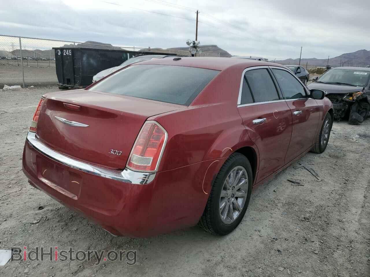 2012 CHRYSLER 300 - VIN: 2C3CCACG8CH138182 - Фото 3