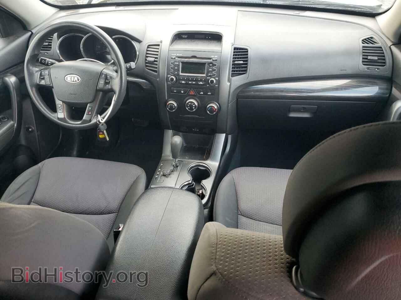 2011 KIA SORENTO - VIN: 5XYKTCA10BG172714 - Фото 8