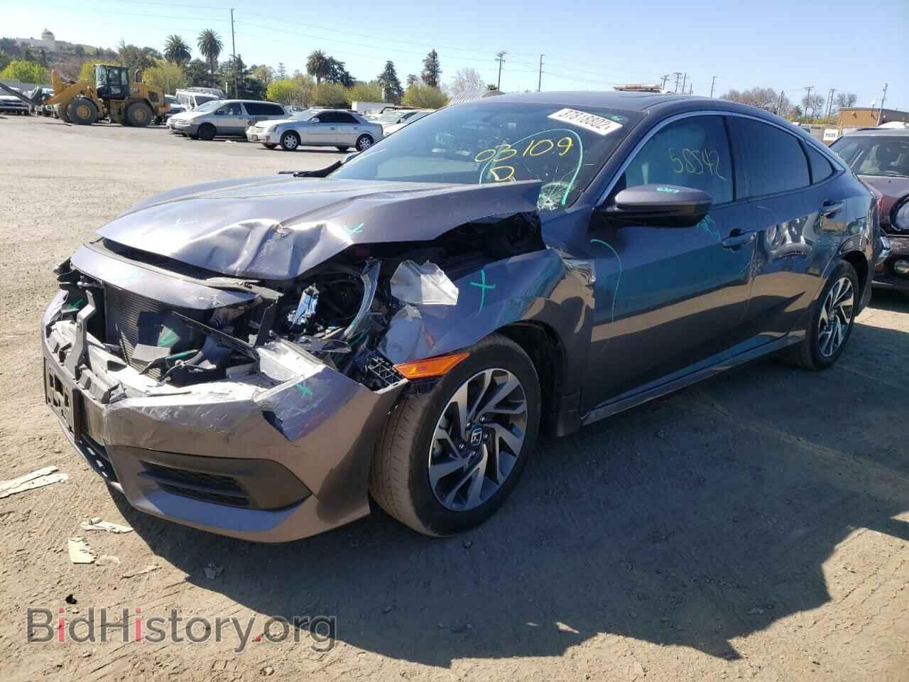 2017 HONDA CIVIC - VIN: 19XFC2F7XHE220105 - Фото 2