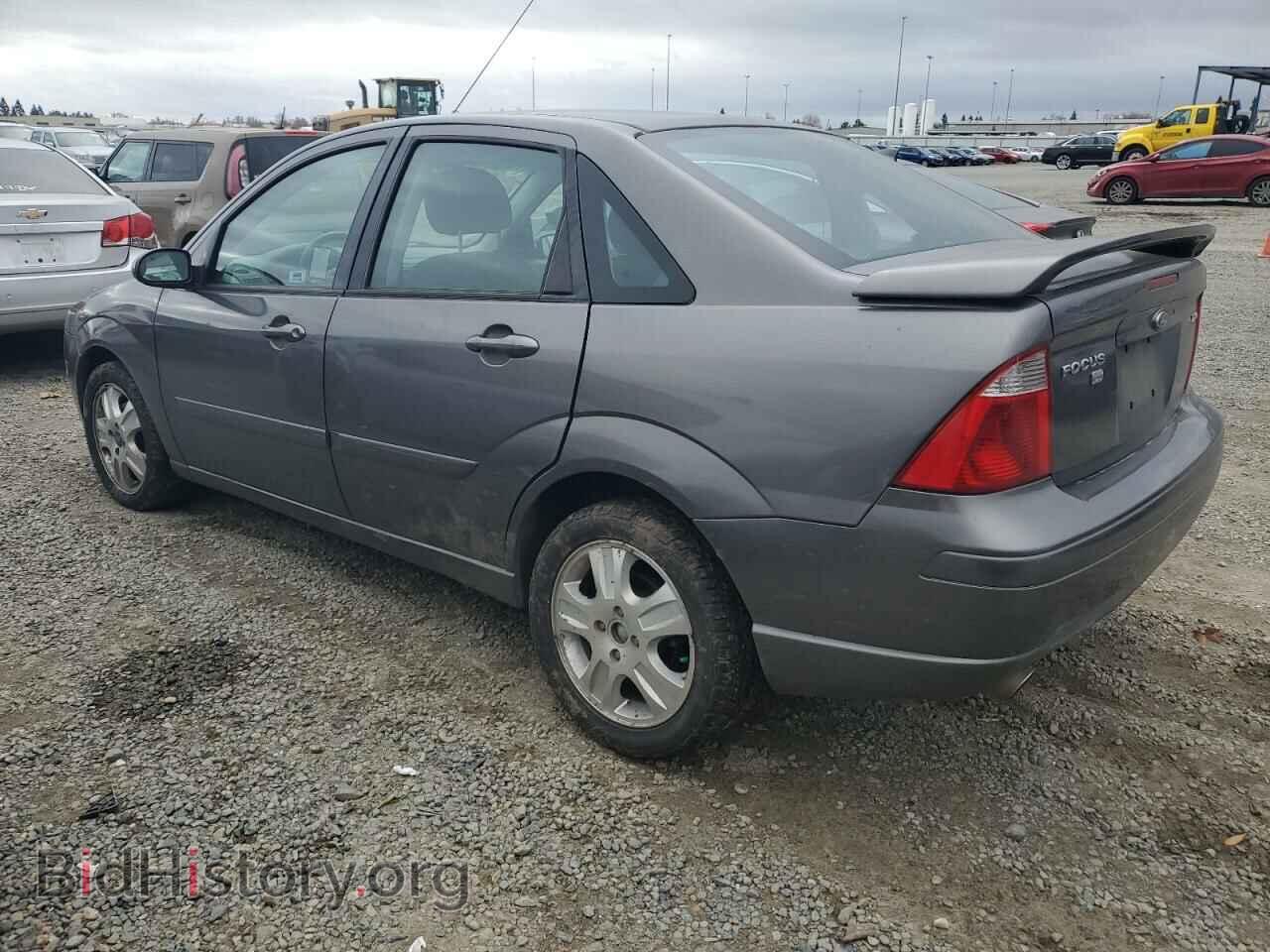 2006 FORD FOCUS - VIN: 1FAFP38Z46W227178 - Фото 2