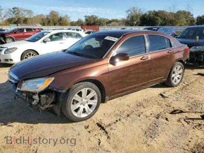 2013 Chrysler 200 Touring, коричневый — VIN 1C3CCBBB3DN570246, Copart