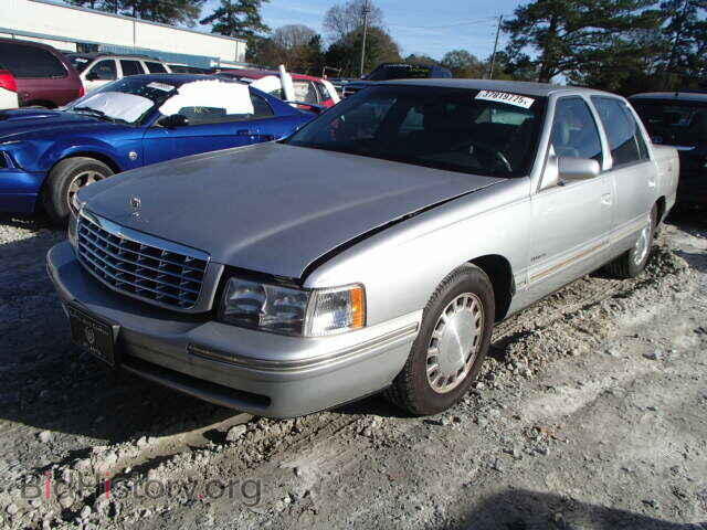 1999 CADILLAC DEVILLE - VIN: 1G6KD54Y8XU751346 - Фото 2