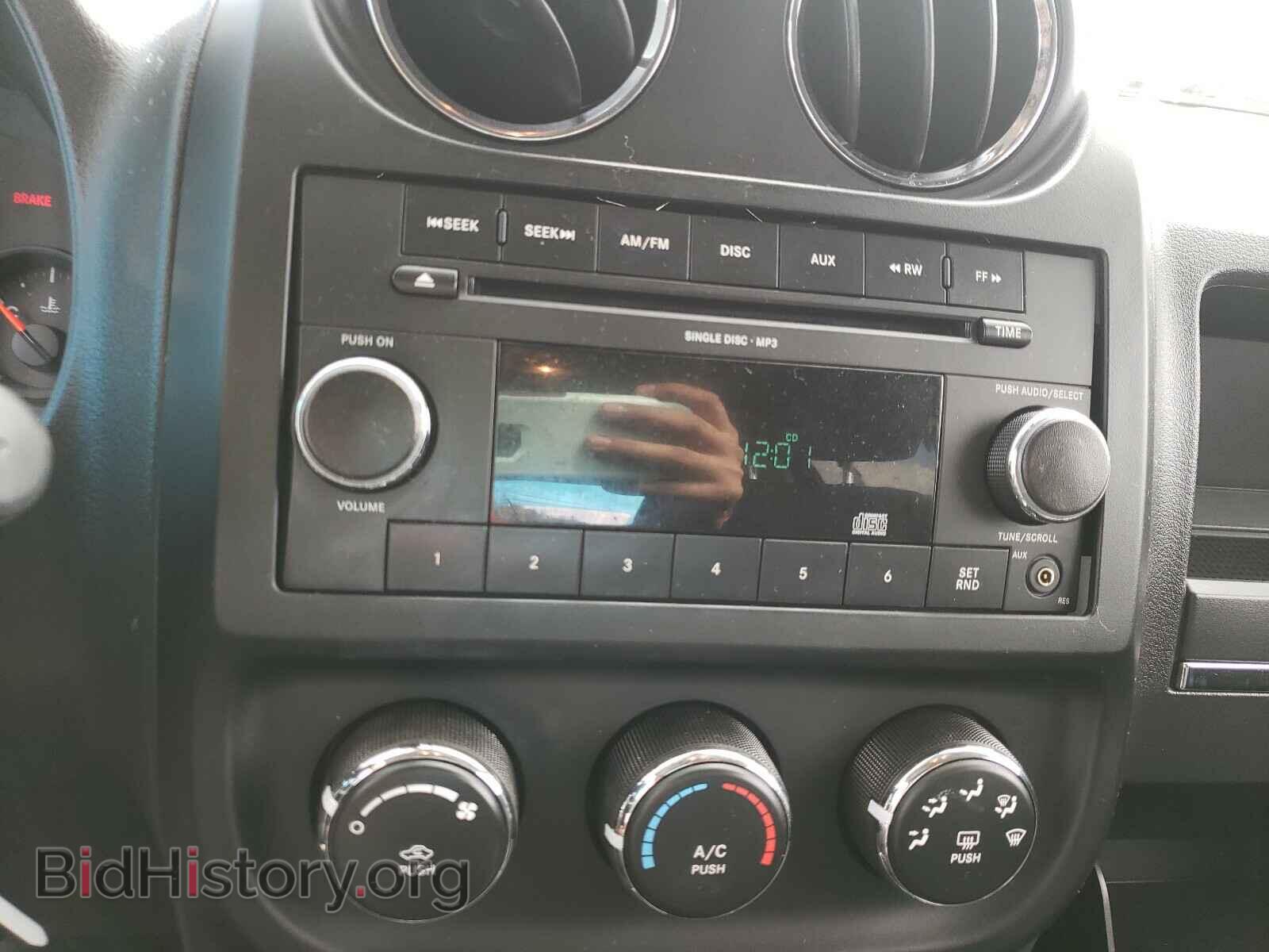 2010 JEEP COMPASS - VIN: 1J4NT4FB4AD515696 - Фото 9