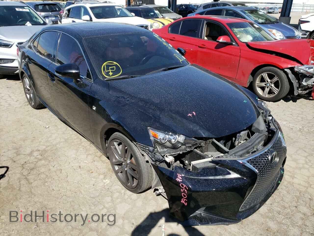 Photo JTHBE1D26G5024827 - LEXUS IS 2016