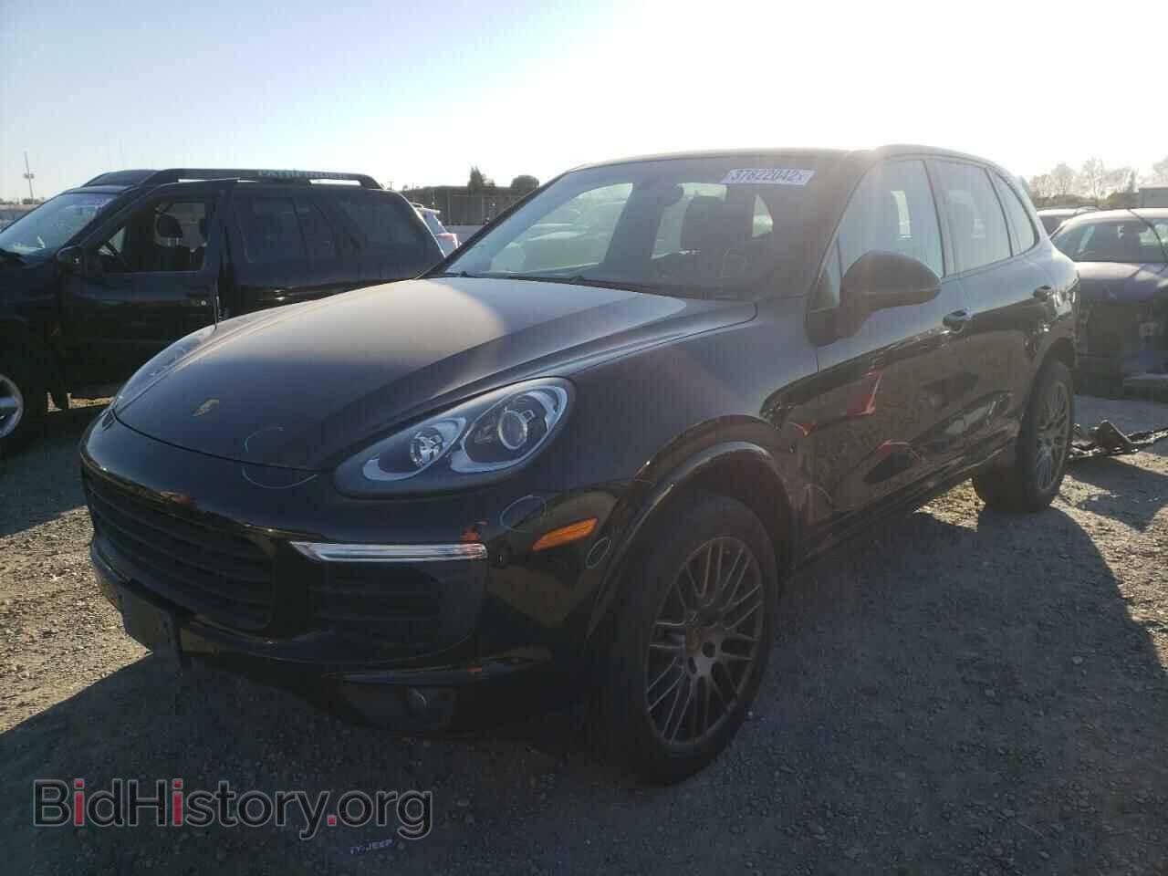 2017 PORSCHE CAYENNE - VIN: WP1AA2A29HKA83150 - Photo 2