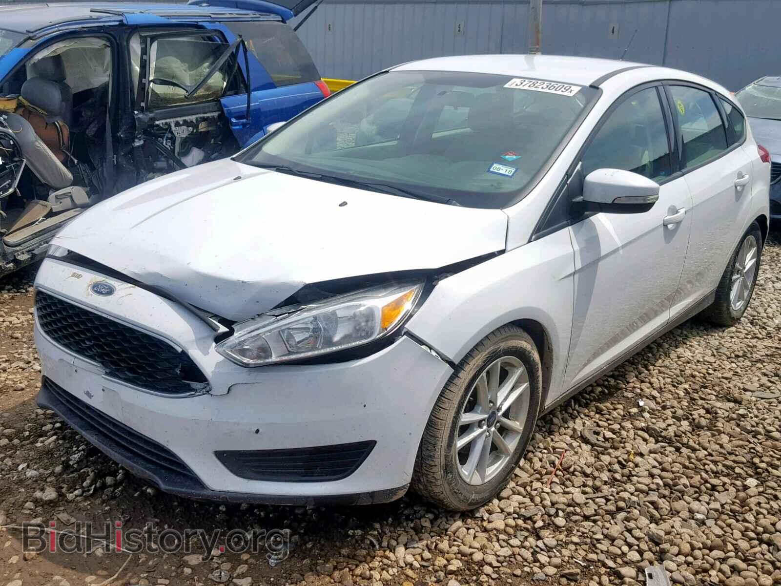 2016 FORD FOCUS SE - VIN: 1FADP3K28GL235404 - Фото 2