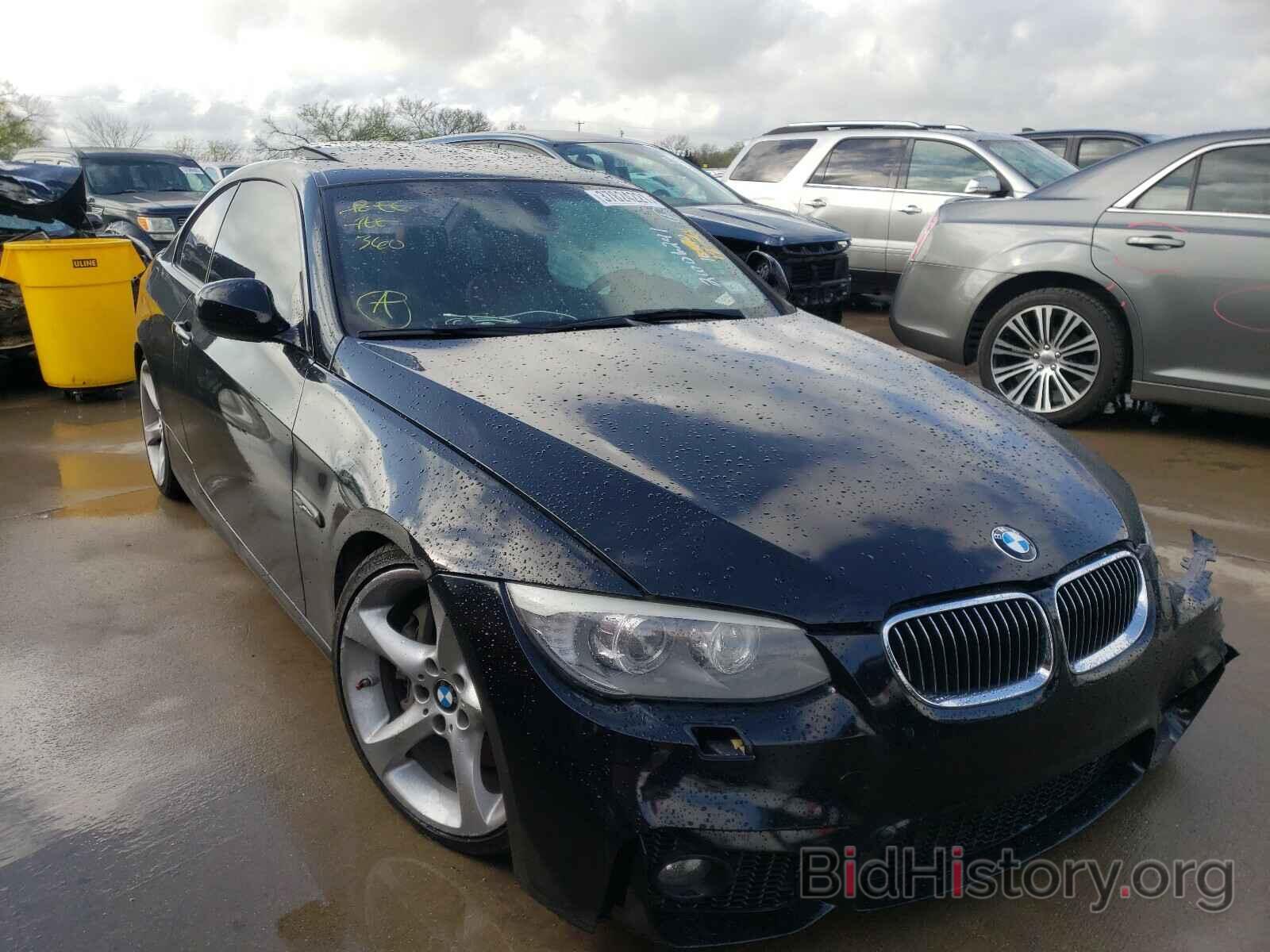 Фотография WBAKG7C57BE598613 - BMW 3 SERIES 2011