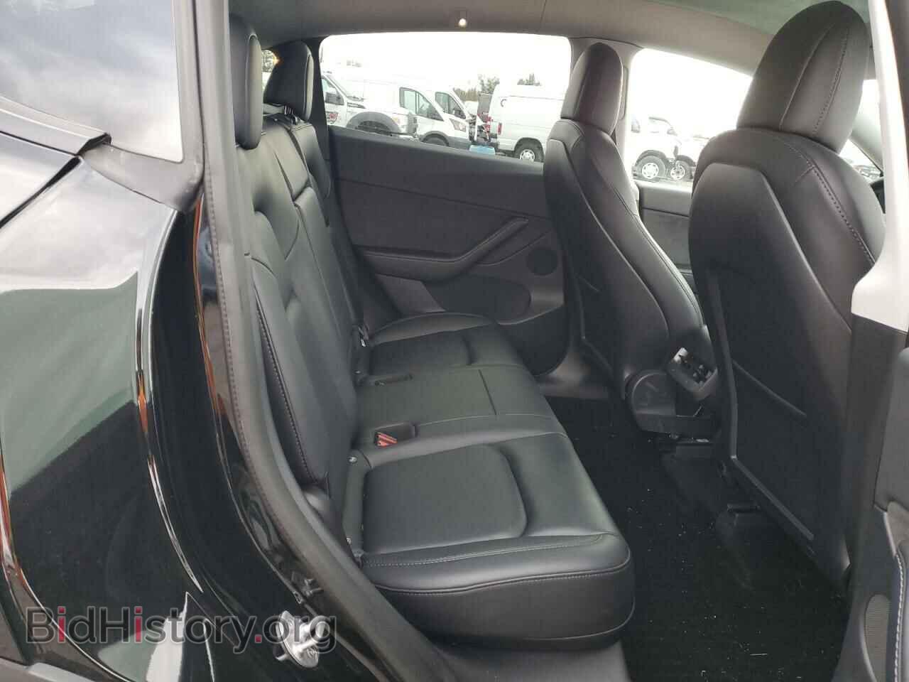 2022 TESLA MODEL Y - VIN: 7SAYGDEF2NF307877 - Фото 10