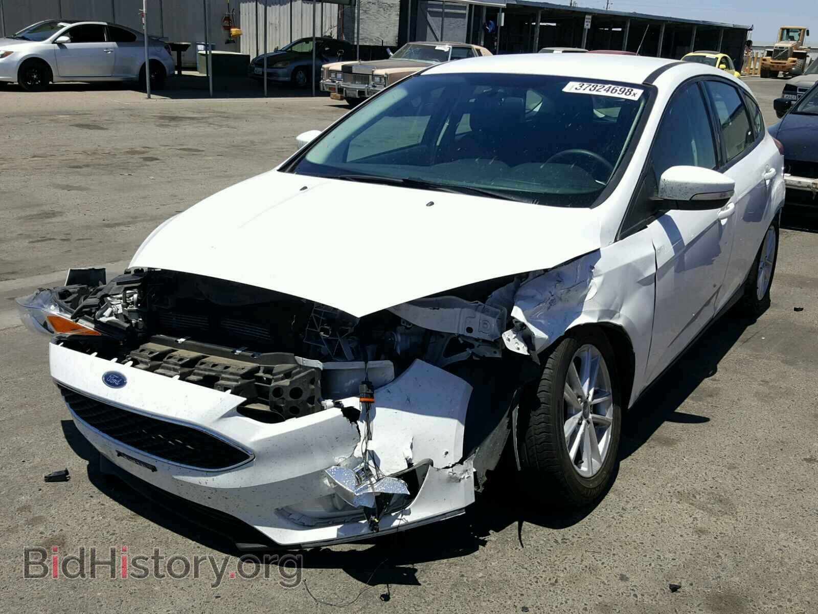 2016 FORD FOCUS SE - VIN: 1FADP3K28GL364257 - Фото 2