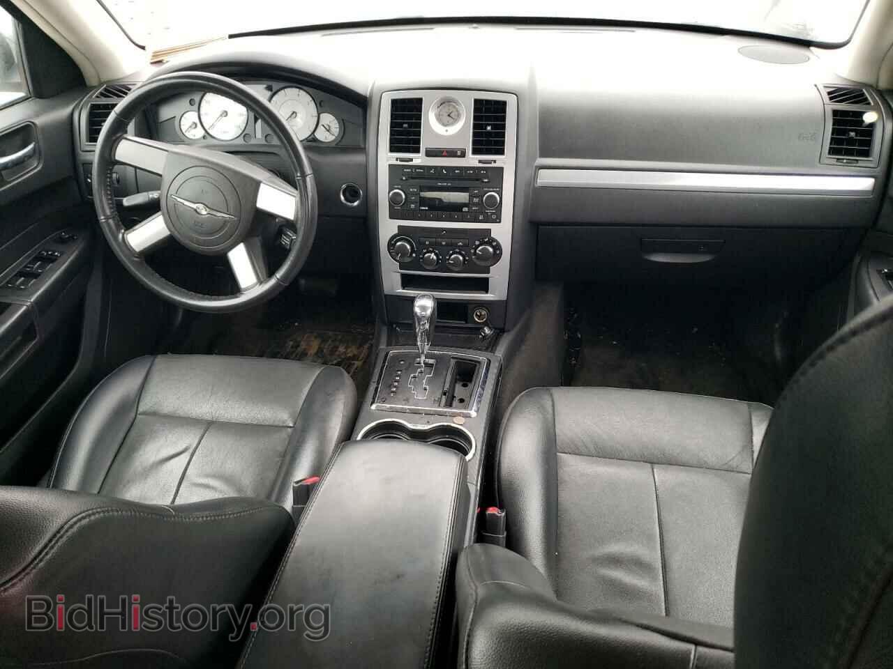 2010 CHRYSLER 300 - VIN: 2C3CA5CV8AH241613 - Фото 8