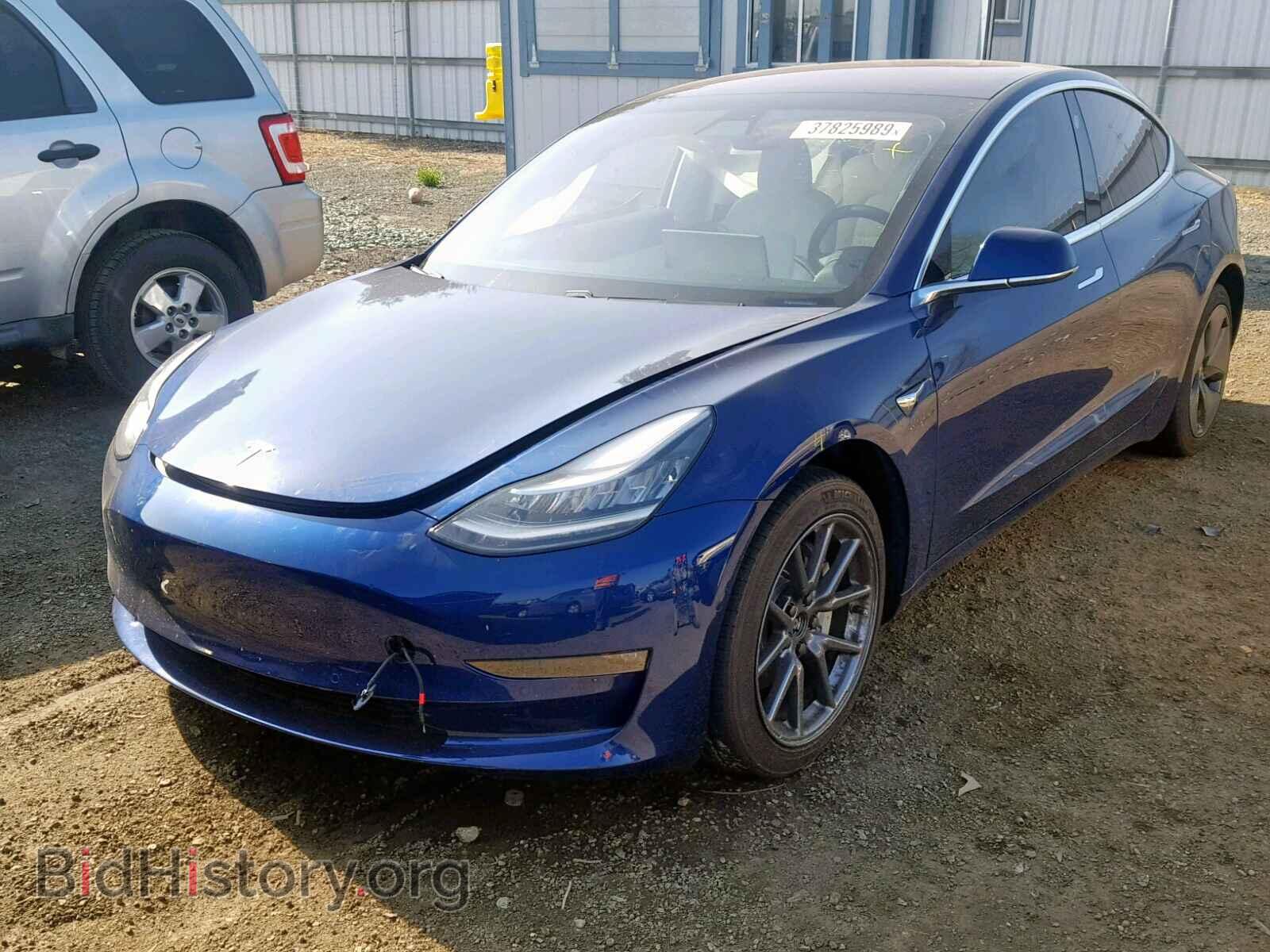 2018 TESLA MODEL 3 - VIN: 5YJ3E1EB1JF136042 - Фото 2