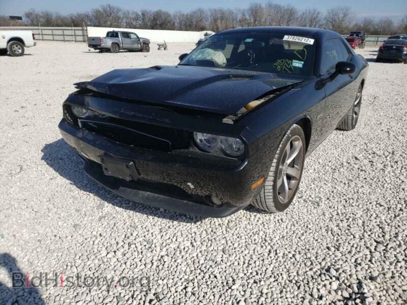 2014 Dodge CHALLENGER (VIN 2C3CDYAG9EH218733) — photo 2 of 10