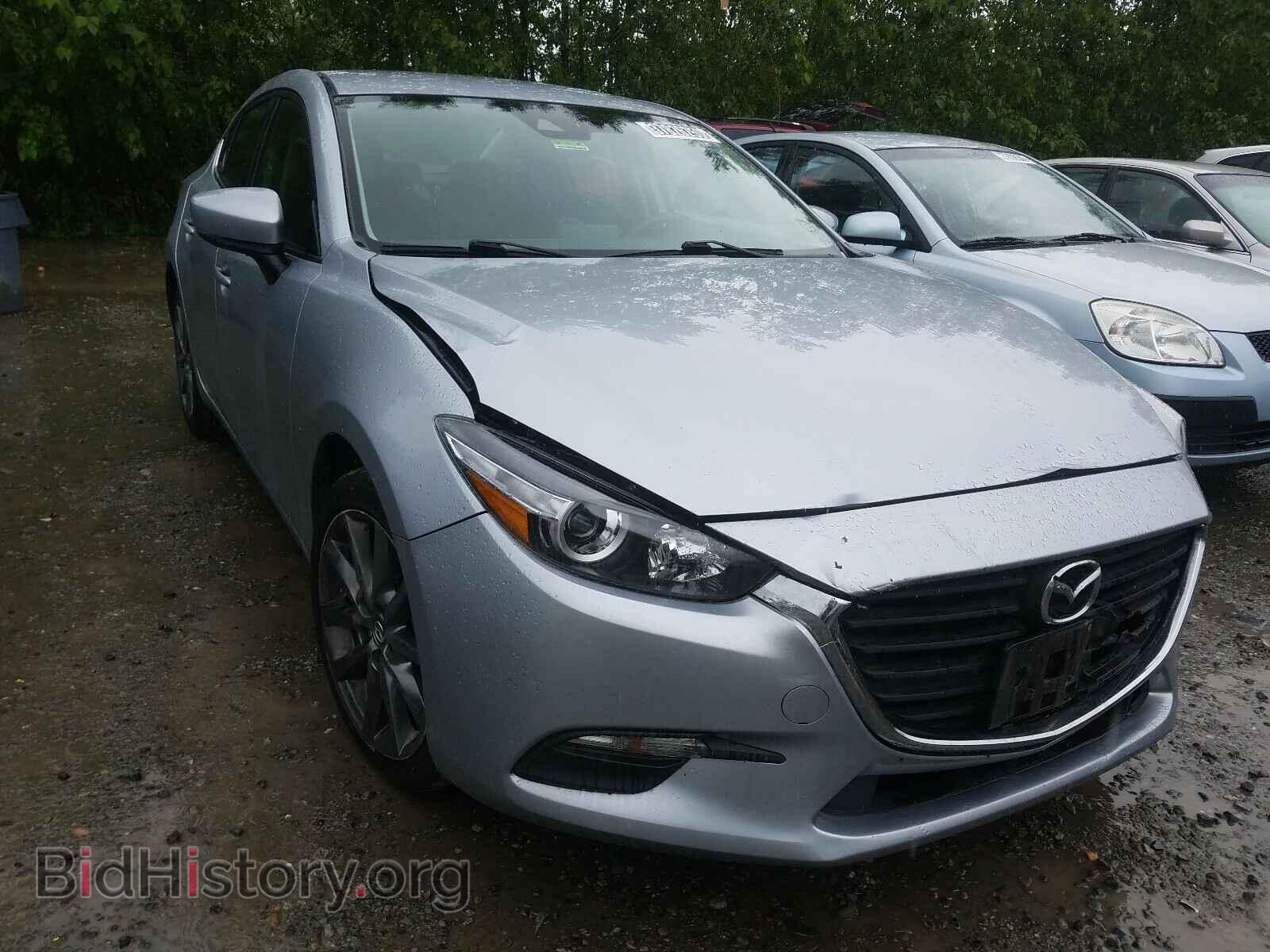 Photo 3MZBN1V32JM198935 - MAZDA 3 2018