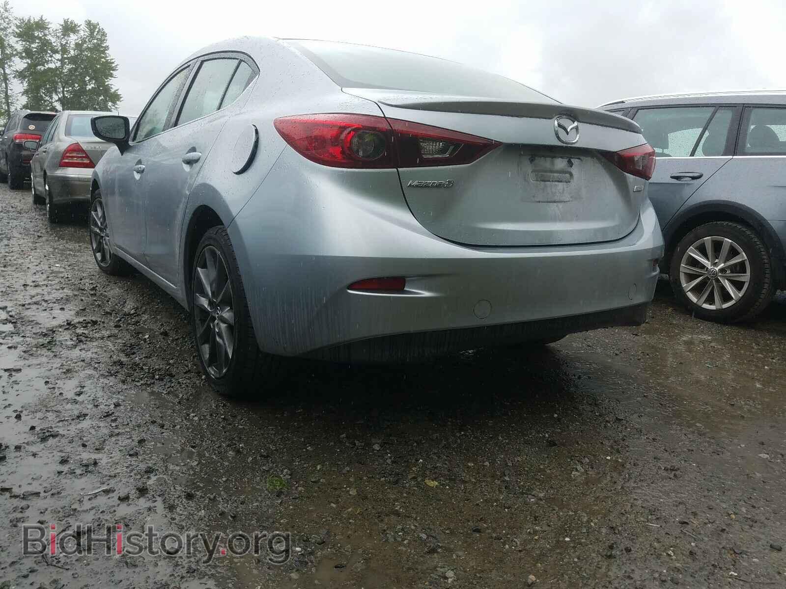 2018 MAZDA 3 - VIN: 3MZBN1V32JM198935 - Фото 3