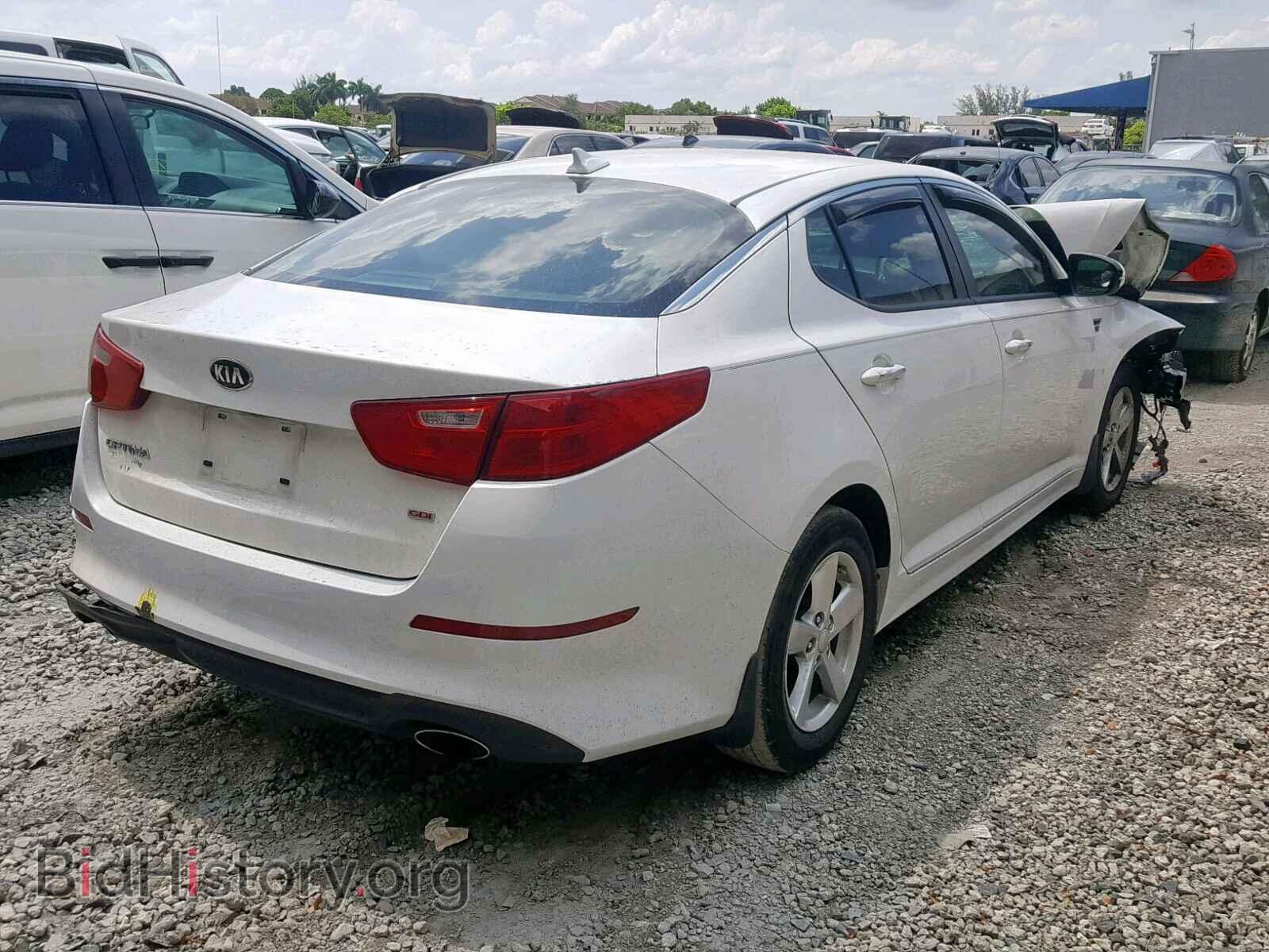2015 KIA OPTIMA LX - VIN: KNAGM4A76F5645752 - Фото 4