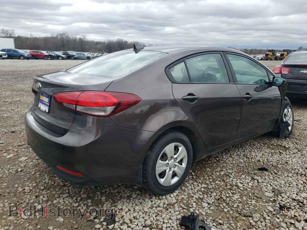 2017 KIA FORTE - VIN: 3KPFL4A78HE016048 - Фото 4