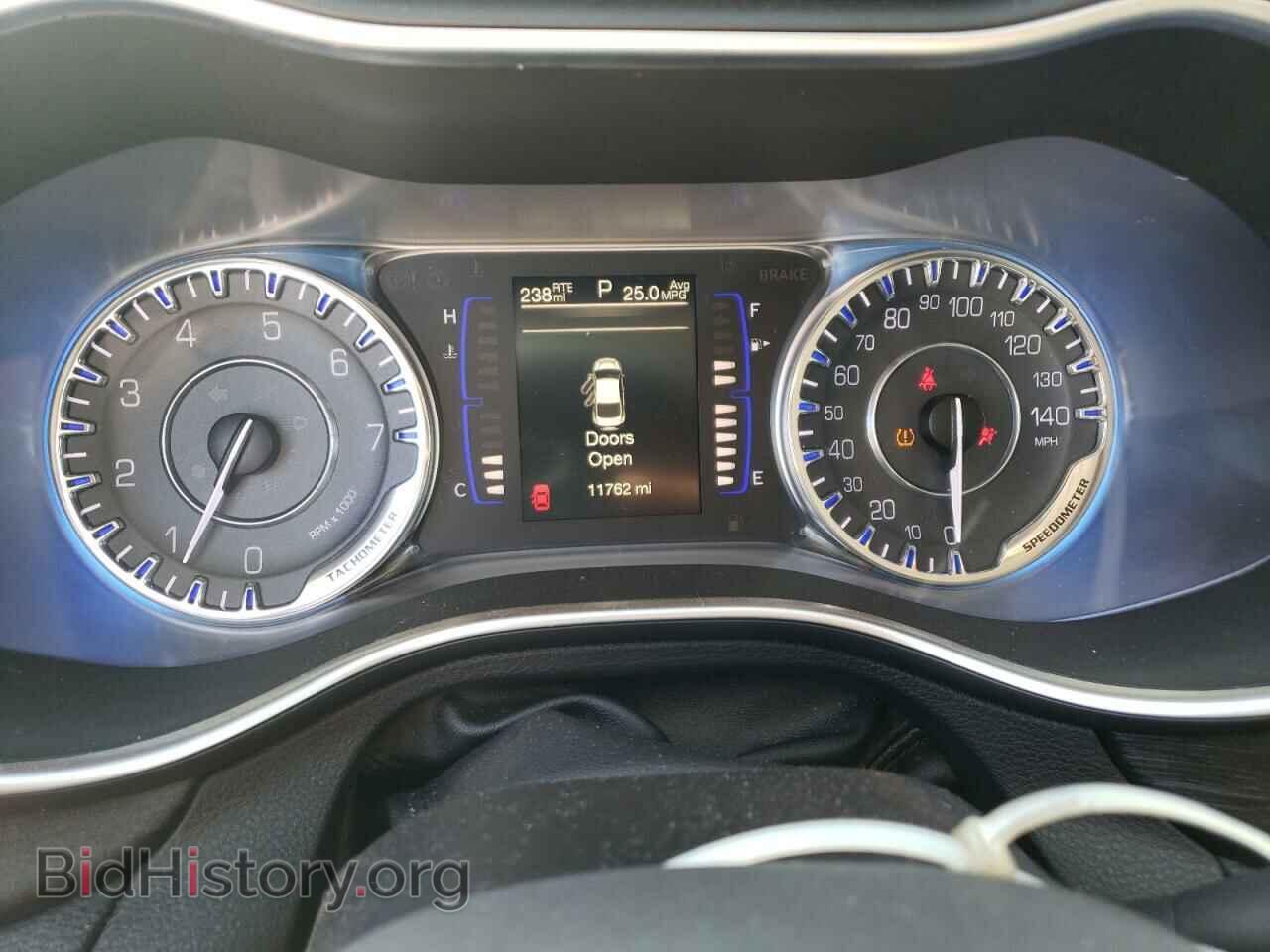 2017 CHRYSLER 200 - VIN: 1C3CCCAB0HN511944 - Фото 9