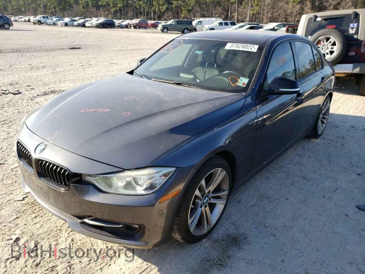2013 BMW 3 SERIES - VIN: WBA3A5C58DF604247 - Фото 2