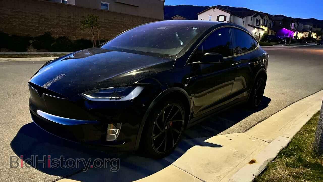 2020 TESLA MODEL X - VIN: 5YJXCAE47LF261008 - Photo 2