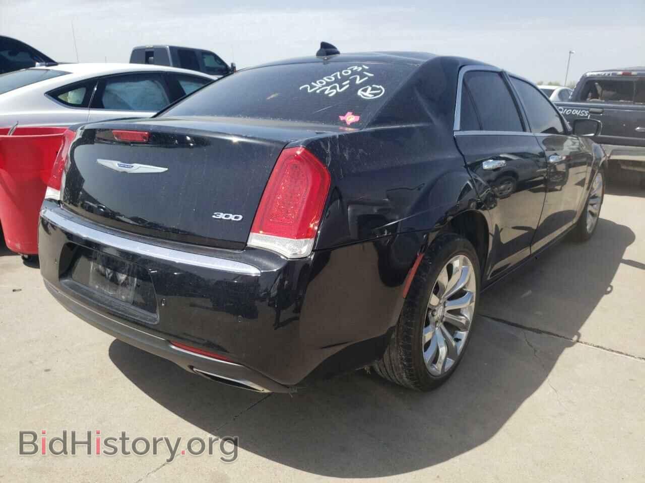 2019 CHRYSLER 300 - VIN: 2C3CCAEG6KH705839 - Фото 4