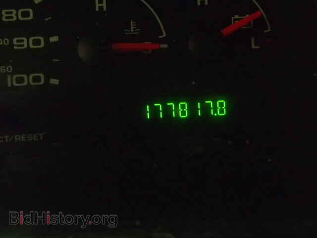 2006 FORD ECONOLINE - VIN: 1FTSE34P26DA18925 - Фото 8