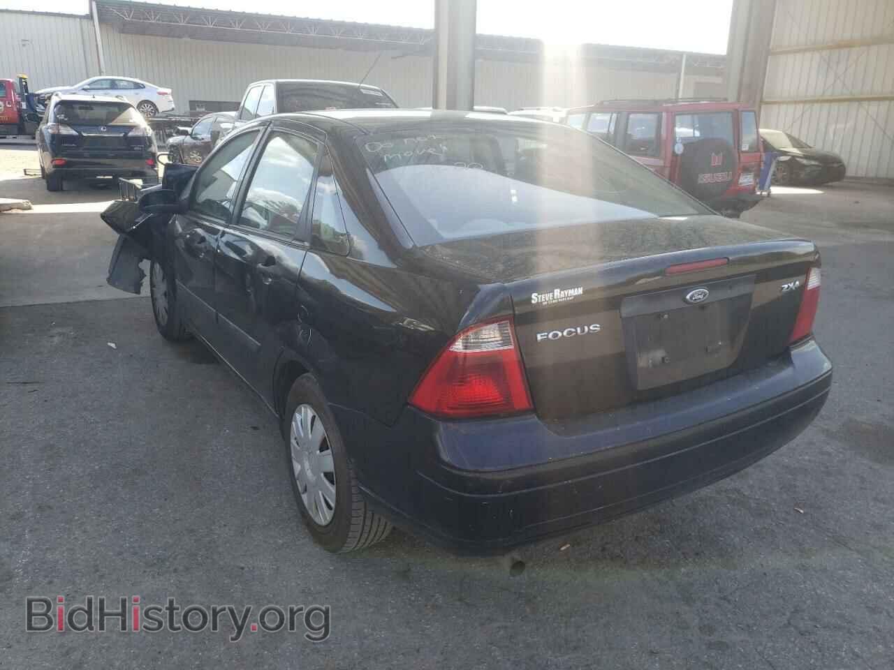 2006 FORD FOCUS - VIN: 1FAFP34N06W100768 - Фото 3