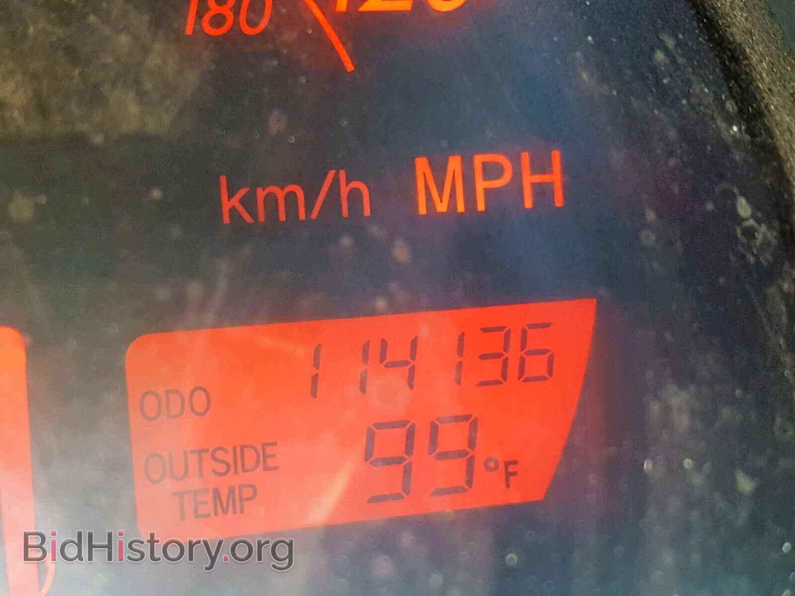 2003 TOYOTA COROLLA - VIN: 2T1KR32E73C061090 - Фото 8