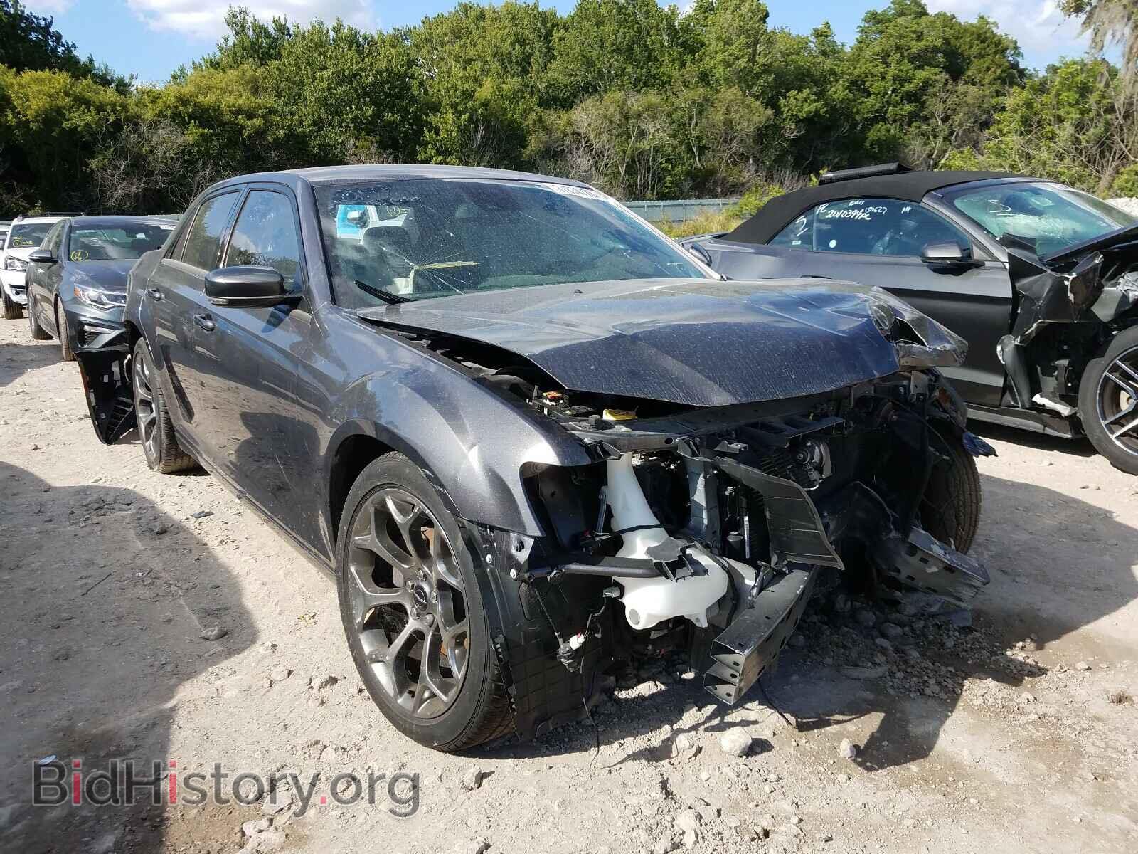 Фотография 2C3CCABG8JH141176 - CHRYSLER 300 2018