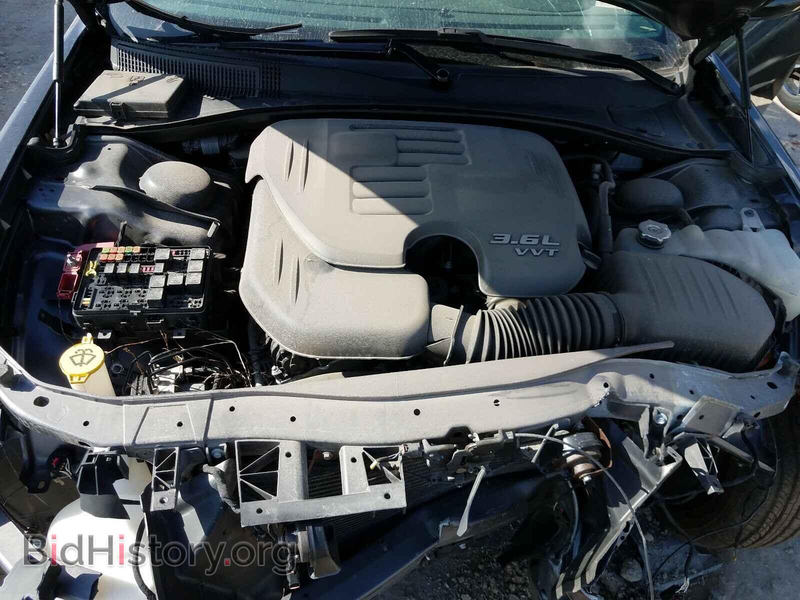 2018 CHRYSLER 300 - VIN: 2C3CCABG8JH141176 - Фото 7